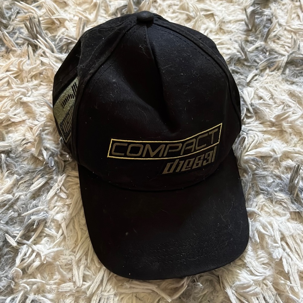 Compact diesel hat
